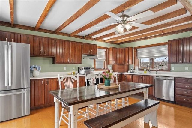 78 Highland St, Holden, MA 01520
