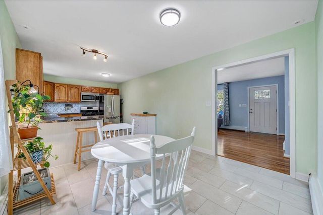 2771 Hillbrook DR, Roanoke, VA 24018