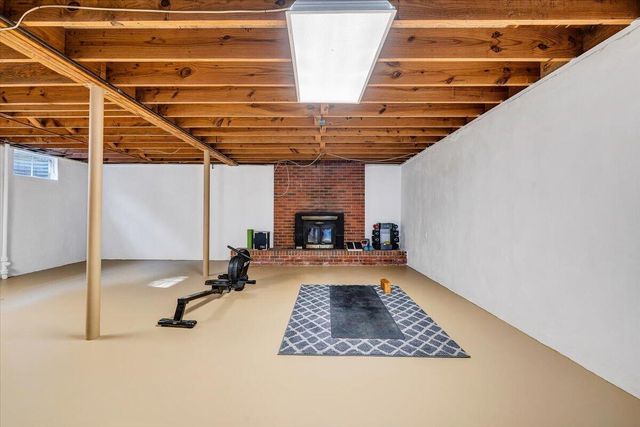 2771 Hillbrook DR, Roanoke, VA 24018