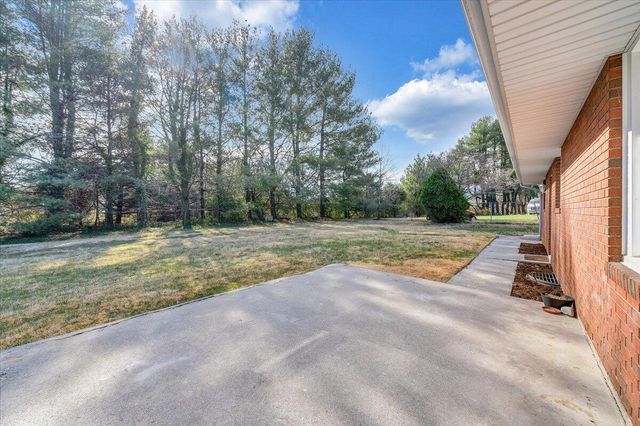 2771 Hillbrook DR, Roanoke, VA 24018