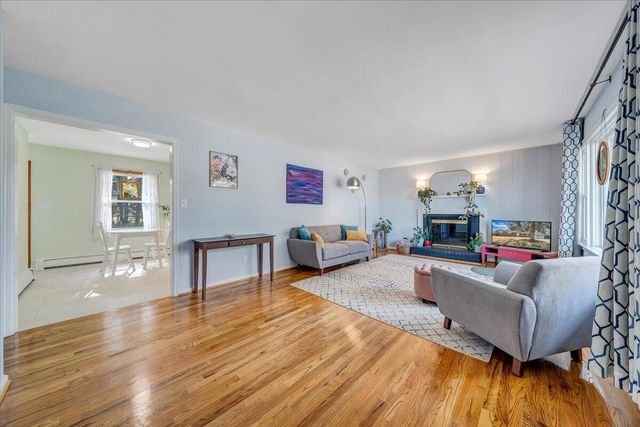 2771 Hillbrook DR, Roanoke, VA 24018