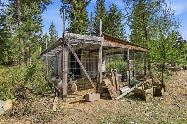 1455 Colonial Way, Newport, WA 99156