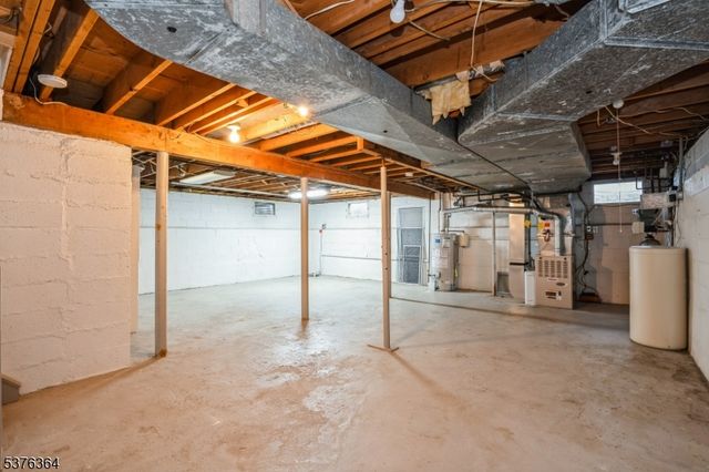 54 Chimney Ridge Dr, Morris Twp., NJ 07960