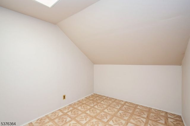 54 Chimney Ridge Dr, Morris Twp., NJ 07960