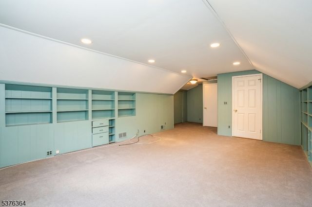 54 Chimney Ridge Dr, Morris Twp., NJ 07960