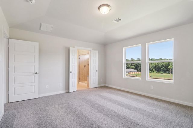 221 Outlaw DR, Liberty Hill, TX 78642