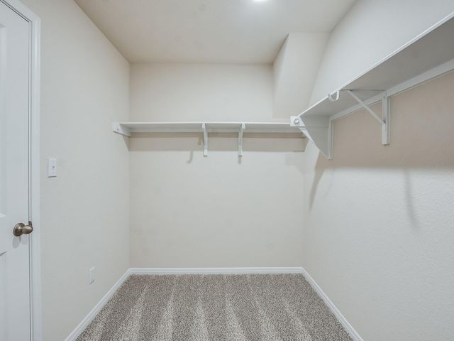 221 Outlaw DR, Liberty Hill, TX 78642