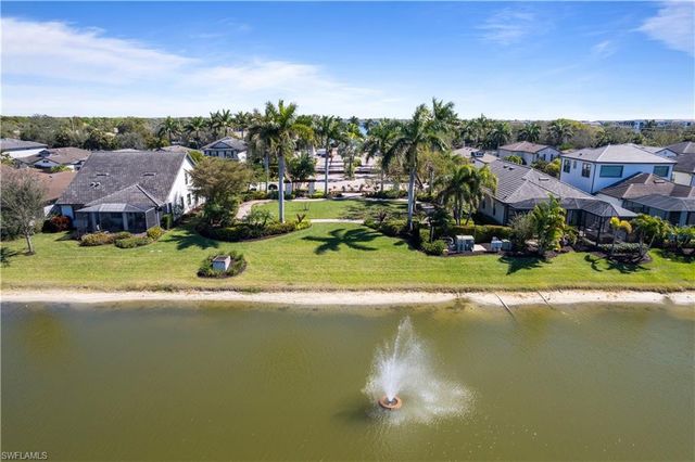 7202 Wilton DR, Naples, FL 34109