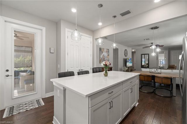 7202 Wilton DR, Naples, FL 34109