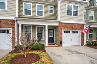 1008 Parish Turn CT # 34, Virginia Beach, VA 23455