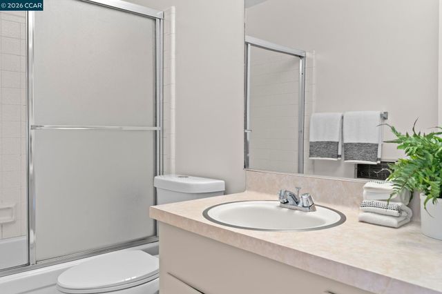 1919 Ygnacio Valley Rd 93, Walnut Creek, CA 94598