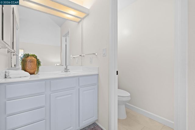 1919 Ygnacio Valley Rd 93, Walnut Creek, CA 94598