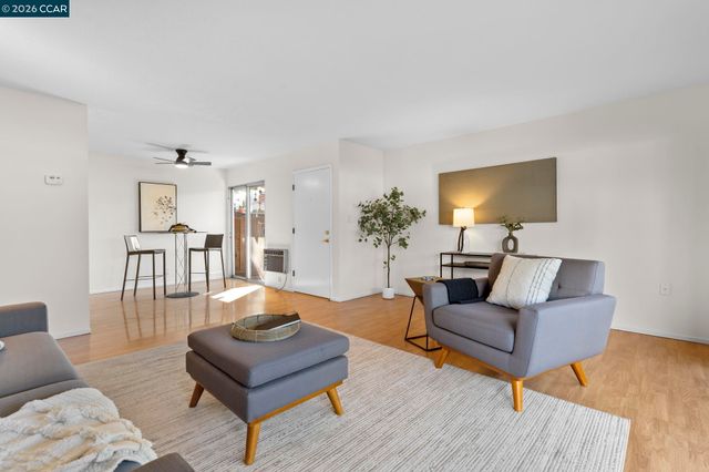 1919 Ygnacio Valley Rd 93, Walnut Creek, CA 94598