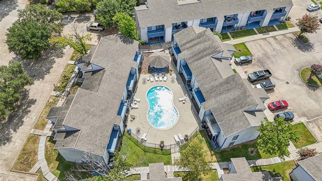 13151 Walden Road 206, Montgomery, TX 77356