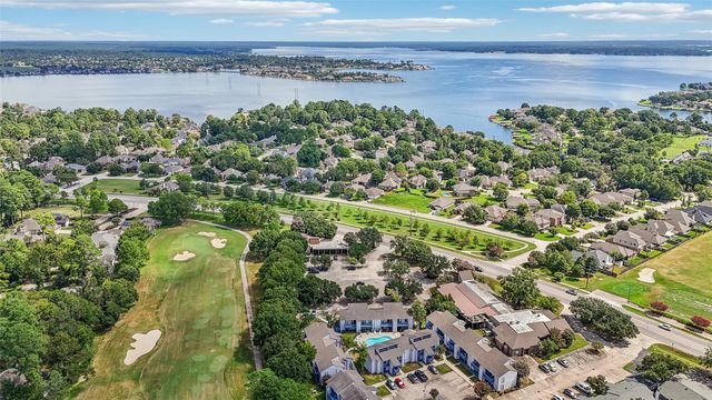 13151 Walden Road 206, Montgomery, TX 77356