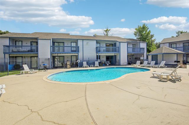 13151 Walden Road 206, Montgomery, TX 77356