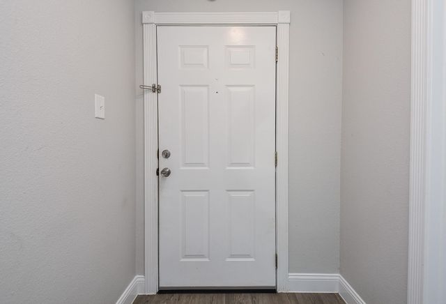 13151 Walden Road 206, Montgomery, TX 77356