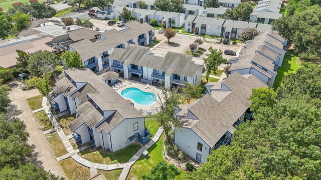 13151 Walden Road 206, Montgomery, TX 77356