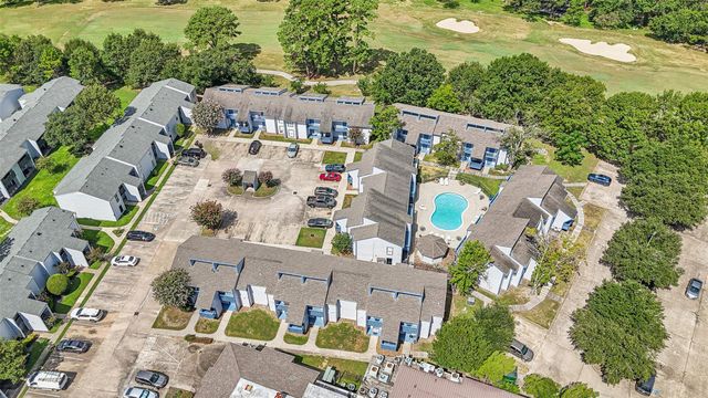 13151 Walden Road 206, Montgomery, TX 77356