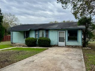 109 Selvera ST, Kyle, TX 78640