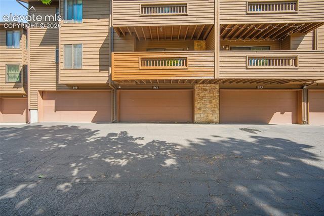 945 Moorings Drive, Colorado Springs, CO 80906