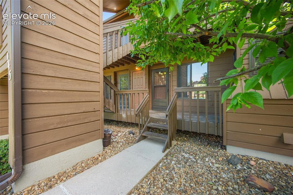 945 Moorings Drive, Colorado Springs, CO 80906