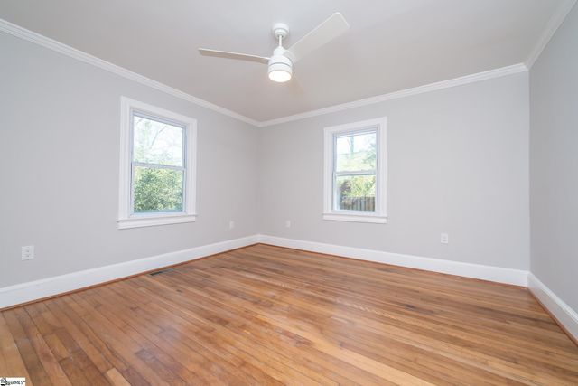 10 Amherst Avenue, Greenville, SC 29605