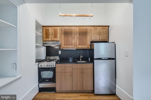 1725 PINE ST, Philadelphia, PA 19103