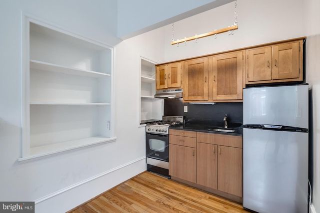 1725 PINE ST, Philadelphia, PA 19103