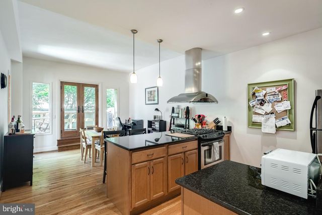 1725 PINE ST, Philadelphia, PA 19103