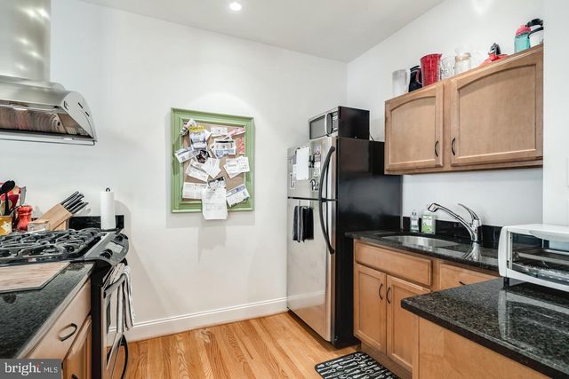 1725 PINE ST, Philadelphia, PA 19103