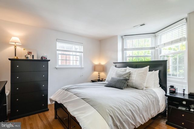 1725 PINE ST, Philadelphia, PA 19103