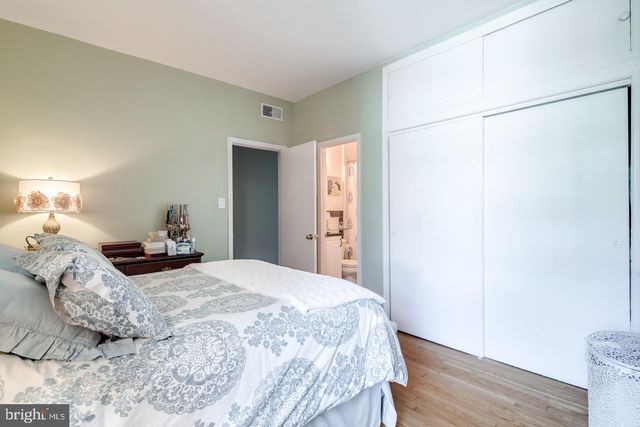 1725 PINE ST, Philadelphia, PA 19103