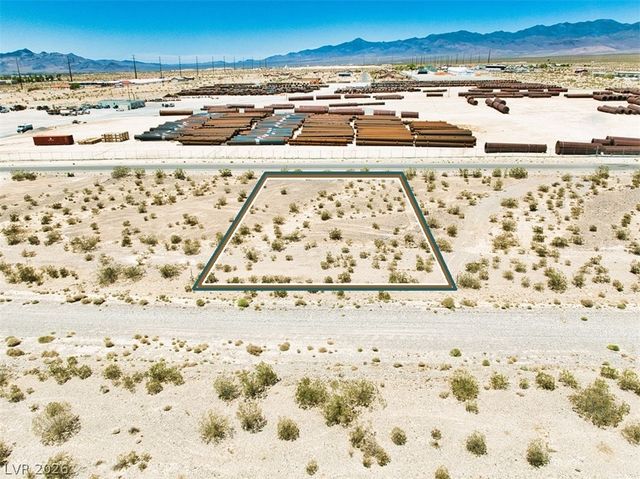1720 East Mescalero Avenue, Pahrump, NV 89048