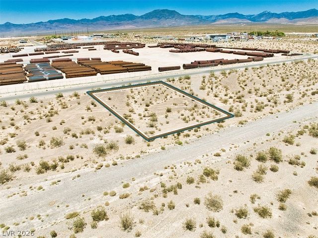 1720 East Mescalero Avenue, Pahrump, NV 89048