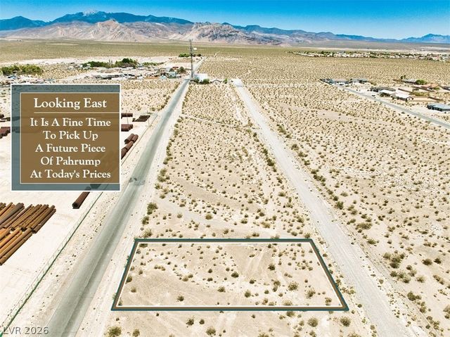 1720 East Mescalero Avenue, Pahrump, NV 89048