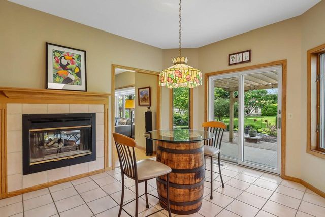 920 Lexington Way, Waunakee, WI 53597