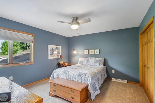 920 Lexington Way, Waunakee, WI 53597