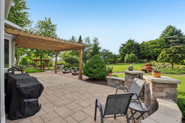 920 Lexington Way, Waunakee, WI 53597