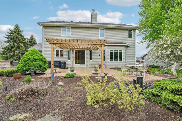 920 Lexington Way, Waunakee, WI 53597