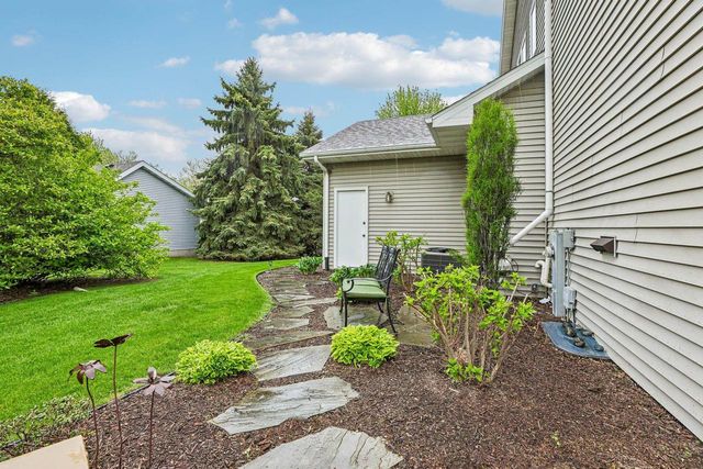 920 Lexington Way, Waunakee, WI 53597