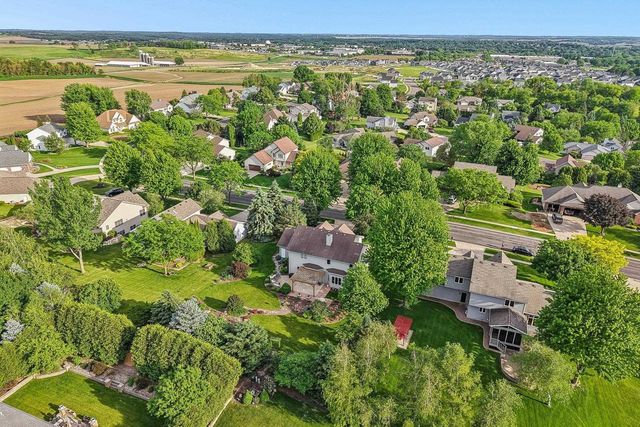 920 Lexington Way, Waunakee, WI 53597