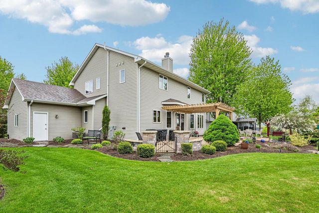 920 Lexington Way, Waunakee, WI 53597