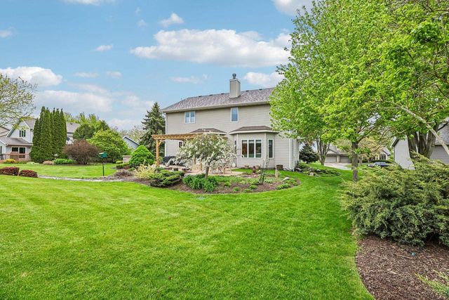 920 Lexington Way, Waunakee, WI 53597
