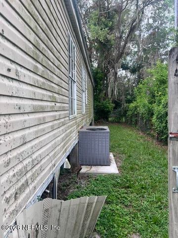 439 N ORANGE Street, Starke, FL 32091