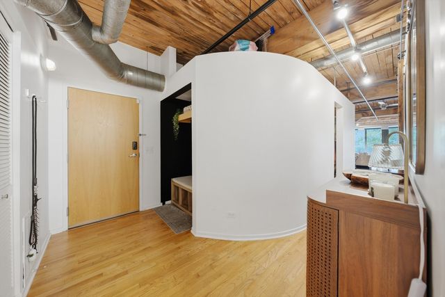 1525 S Michigan Avenue 205, Chicago, IL 60605