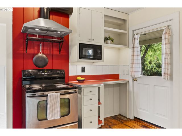 1875 W 15th Ave, Eugene, OR 97402