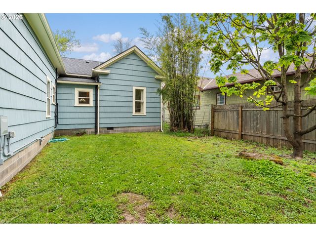 1875 W 15th Ave, Eugene, OR 97402