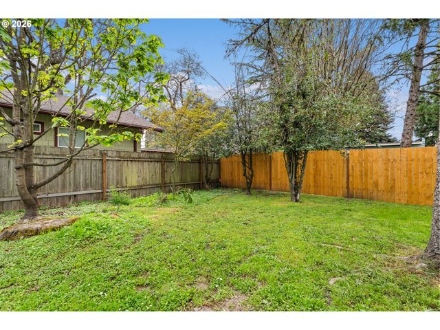 1875 W 15th Ave, Eugene, OR 97402