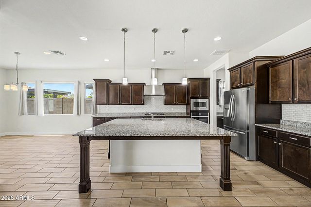 9960 E RUBIDIUM Avenue, Mesa, AZ 85212